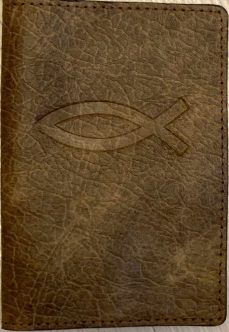 Обложка для паспорта (натуральная цветная кожа), "Рыбка" термопечать, цвет светло коричневый пятнистый