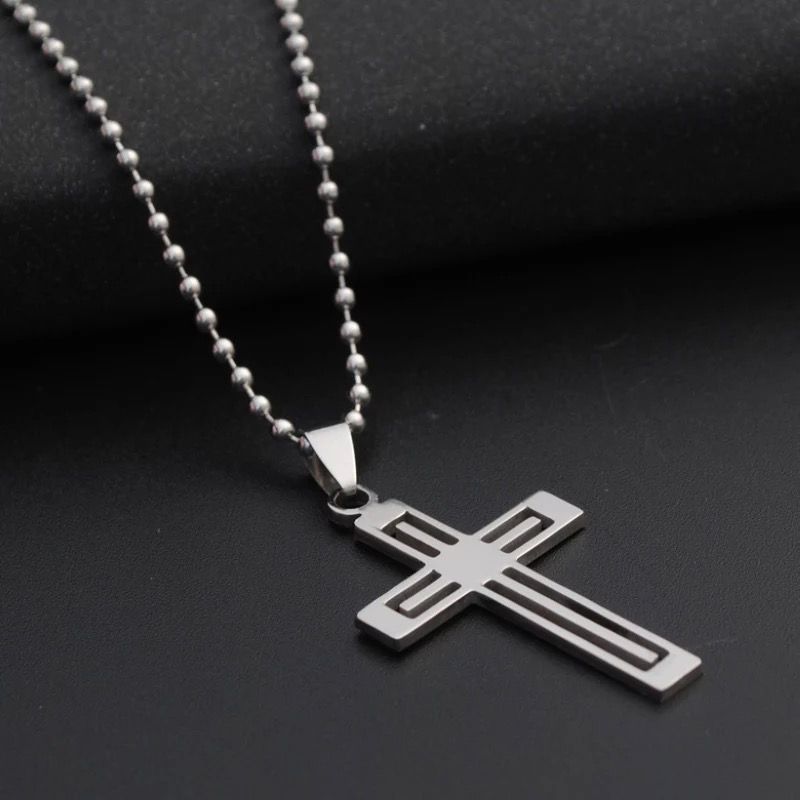 Кулон металлический "Крест внутри очертания второго креста" размер 28*48 мм, с цепочкой длиной 50 см