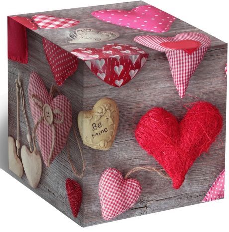 Подарочная цветная коробка для кружки "Сердечки"