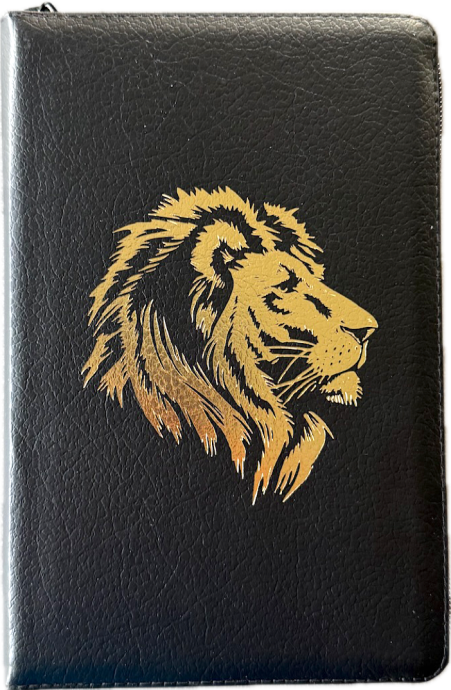 Библия 055z код 26055-8 кожаный переплет на молнии, цвет черный матовый пятнистый, дизайн золотой лев, средний формат, 143*220 мм