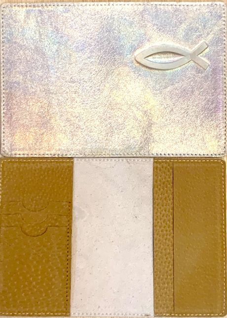 Обложка для паспорта "Бизнес", цвет серебристо-радужный металлик (натуральная цветная кожа) , "Рыбка"