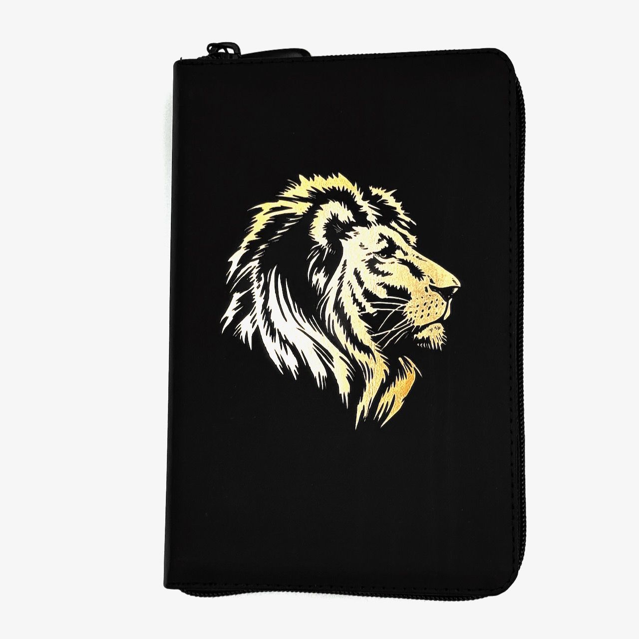 Дисконт. Первая страница больше, чем все остальные. Библия 048 zti код 25048-6 дизайн "золотой лев", кожаный переплет на молнии с индексами, цвет черный с прожилками, формат 125*195 мм