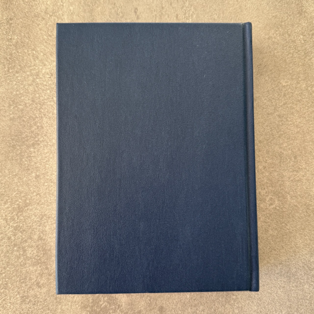 Библия с комментариями "Полноценная жизнь" 065, код 25065-8, твердый переплет, две закладки, цвет синий, цветные карты