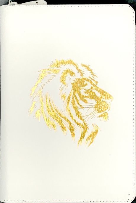 Библия 053z код B5 дизайн "золотой лев", кожаный переплет на молнии, цвет белый, формат 140*202 мм